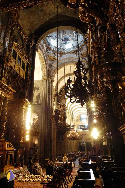 Nom de l'image : D1157244-01 — Description :  Pèlerinage année jubilaire 2004 à St Jacques de Compostelle