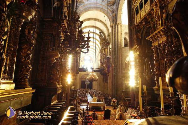 Nom de l'image : D1157251-01 — Description :  Pèlerinage année jubilaire 2004 à St Jacques de Compostelle