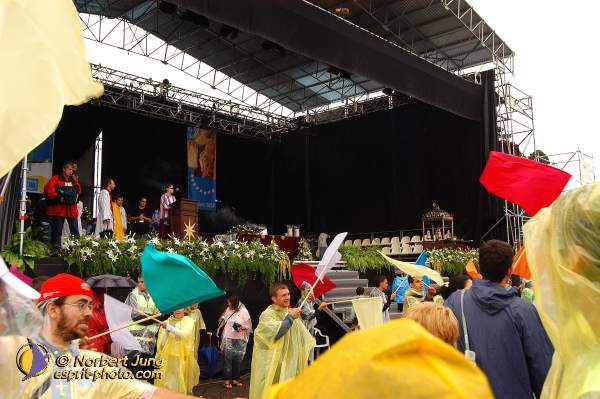Nom de l'image : D1158408-01 — Description :  Pèlerinage année jubilaire 2004 à St Jacques de Compostelle