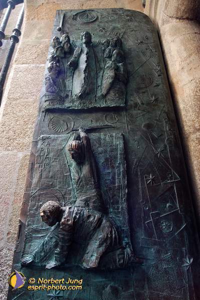 Nom de l'image : D1157176-01 — Description :  Pèlerinage année jubilaire 2004 à St Jacques de Compostelle