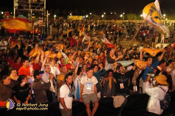 Nom de l'image : D1158174-01 — Description :  Pèlerinage année jubilaire 2004 à St Jacques de Compostelle