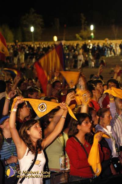 Nom de l'image : D1158226-01 — Description :  Pèlerinage année jubilaire 2004 à St Jacques de Compostelle