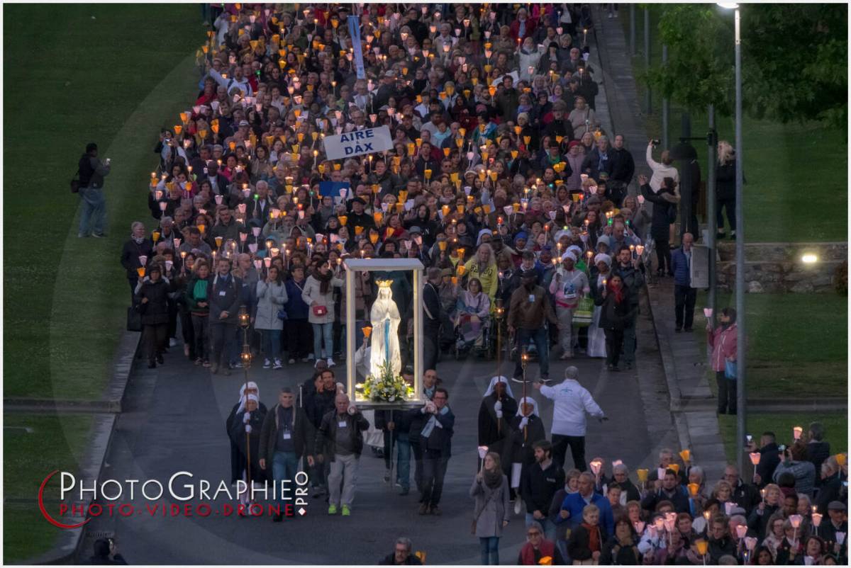 Nom de l'image : 20190511-212103_S1120225_c_Photographie.Pro — Description : S1120225