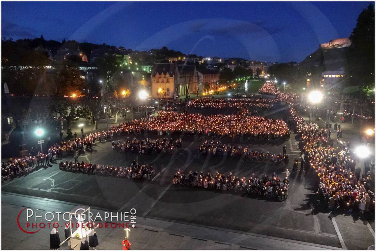 Nom de l'image : 20190511-214717_S1120385_c_Photographie.Pro — Description : S1120385