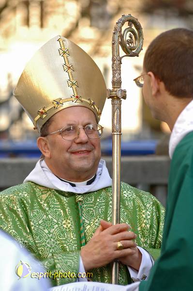 Nom de l'image : D2203129_1 — Description :  Forum Amour et Vie