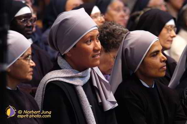 Nom de l'image : D1187740-1 — Description :  Paris - Toussaint 2004