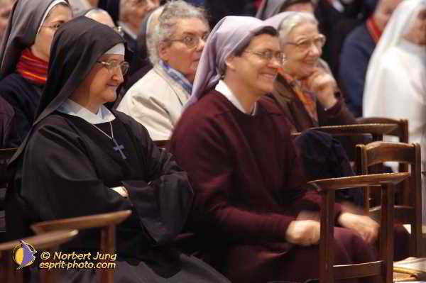 Nom de l'image : D1187744-1 — Description :  Paris - Toussaint 2004