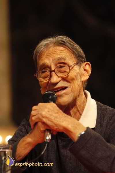 Nom de l'image : D1190293-1 — Description :  Paris - Toussaint 2004