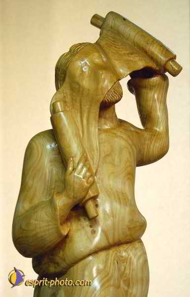 Nom de l'image : D1192341-nef-2 — Description :  Paris - Toussaint 2004