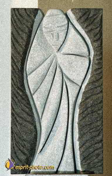 Nom de l'image : D1192384-nef-1 — Description :  Paris - Toussaint 2004