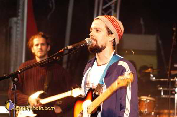 Nom de l'image : D1191272-1 — Description :  Paris - Toussaint 2004