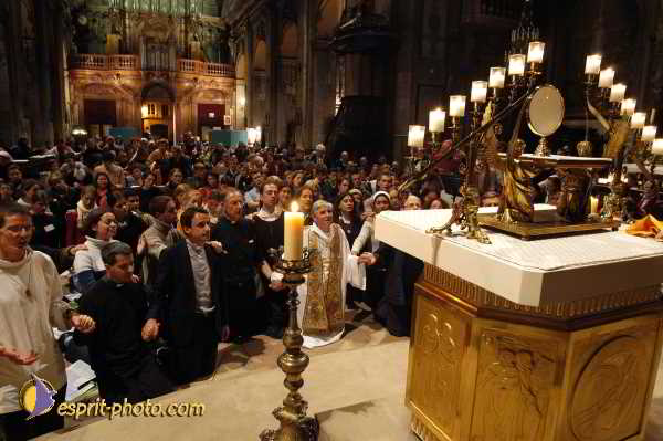 Nom de l'image : D1189839-1 — Description :  Paris - Toussaint 2004