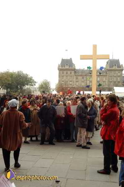 Nom de l'image : D1191875-1 — Description :  Paris - Toussaint 2004