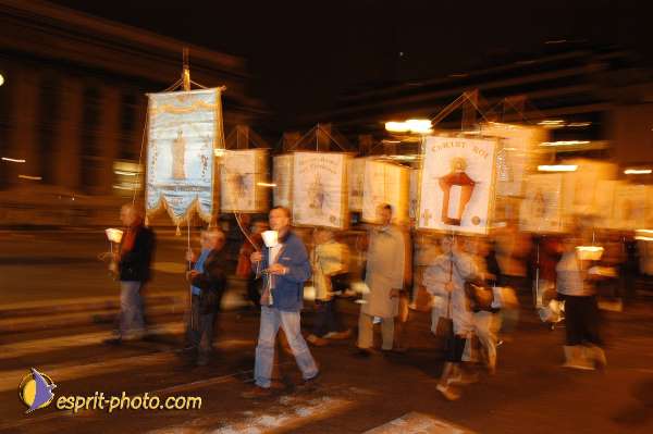 Nom de l'image : D1187083-1 — Description :  Paris - Toussaint 2004