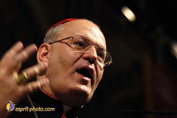 Nom de l'image : D1190729-1 — Description :  Paris - Toussaint 2004