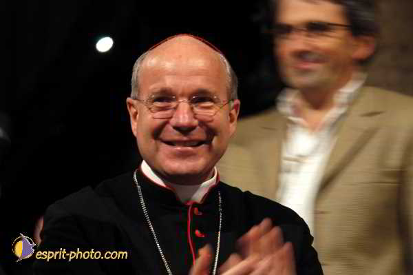 Nom de l'image : D1190780-1 — Description :  Paris - Toussaint 2004