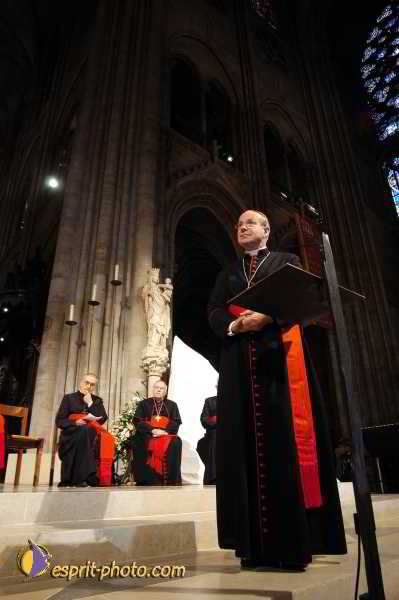 Nom de l'image : D1190834-1 — Description :  Paris - Toussaint 2004