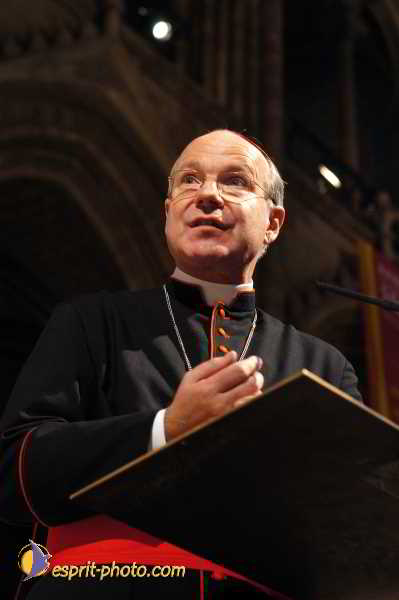 Nom de l'image : D1190842-1 — Description :  Paris - Toussaint 2004