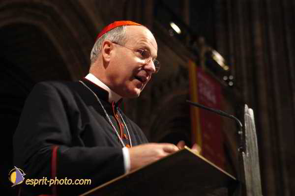 Nom de l'image : D1190853-1 — Description :  Paris - Toussaint 2004