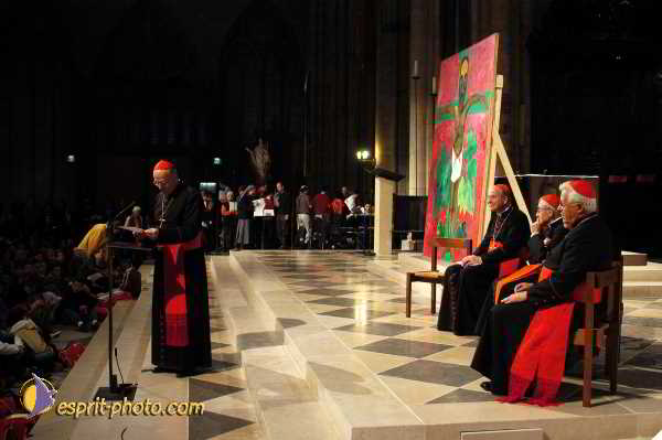 Nom de l'image : D1190878-1 — Description :  Paris - Toussaint 2004