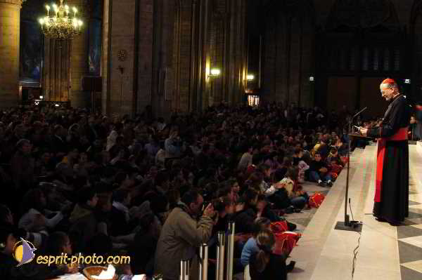 Nom de l'image : D1190885-1 — Description :  Paris - Toussaint 2004