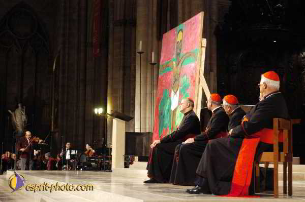 Nom de l'image : D1190904-1 — Description :  Paris - Toussaint 2004