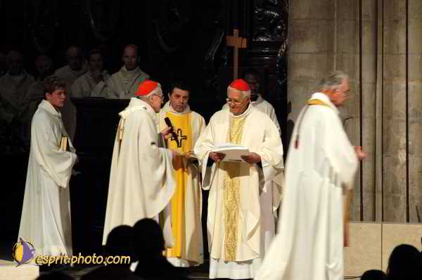 Nom de l'image : D1191042-1 — Description :  Paris - Toussaint 2004