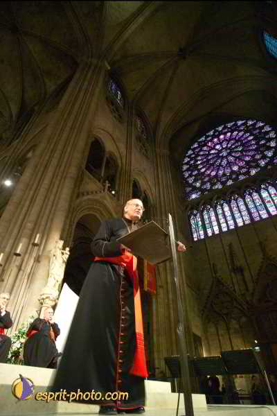 Nom de l'image : D1191G586-1 — Description :  Paris - Toussaint 2004