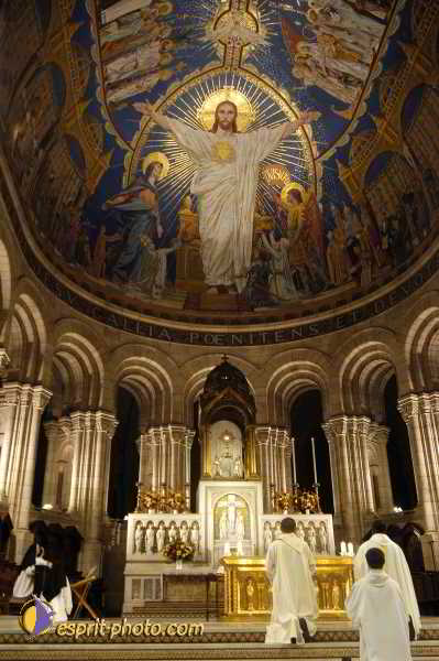 Nom de l'image : D1189033-1 — Description :  Paris - Toussaint 2004