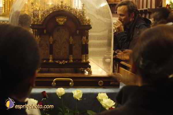 Nom de l'image : D1189046-1 — Description :  Paris - Toussaint 2004