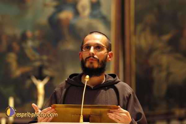 Nom de l'image : D1188983-1 — Description :  Paris - Toussaint 2004