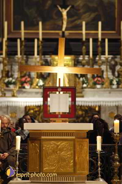 Nom de l'image : D1188990-1 — Description :  Paris - Toussaint 2004