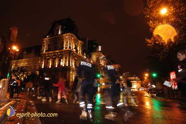 Nom de l'image : D1188898-1 — Description :  Paris - Toussaint 2004