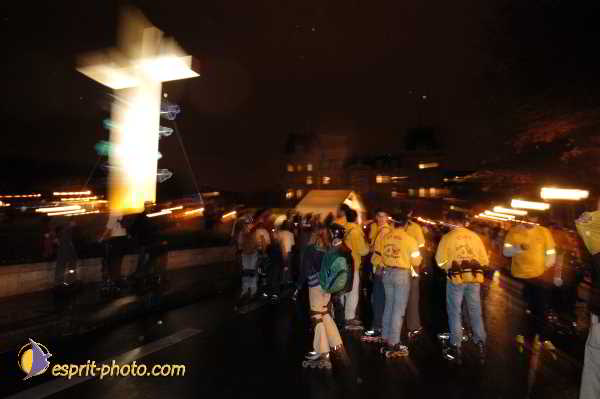 Nom de l'image : D1188927-1 — Description :  Paris - Toussaint 2004