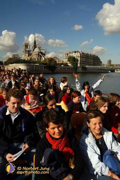 Nom de l'image : D1188450-1 — Description :  Paris - Toussaint 2004