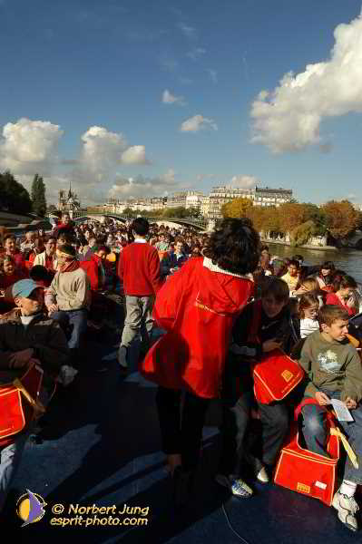 Nom de l'image : D1188463-1 — Description :  Paris - Toussaint 2004