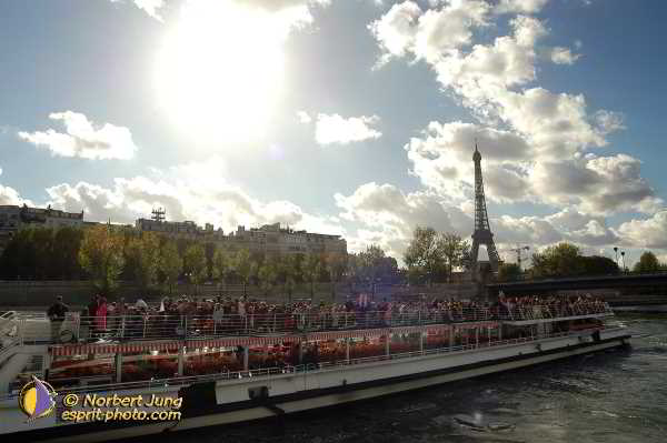 Nom de l'image : D1188548-1 — Description :  Paris - Toussaint 2004