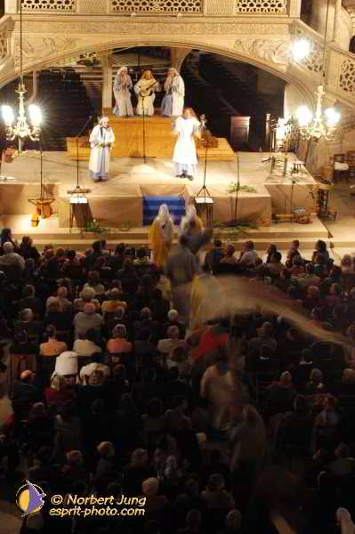 Nom de l'image : D1188318-1 — Description :  Paris - Toussaint 2004