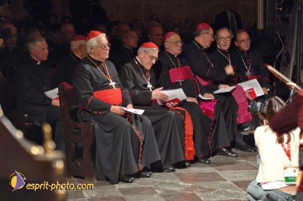 Nom de l'image : E2003323-1 — Description :