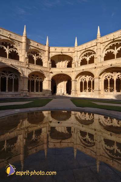 Nom de l'image : E2003446-1 — Description :