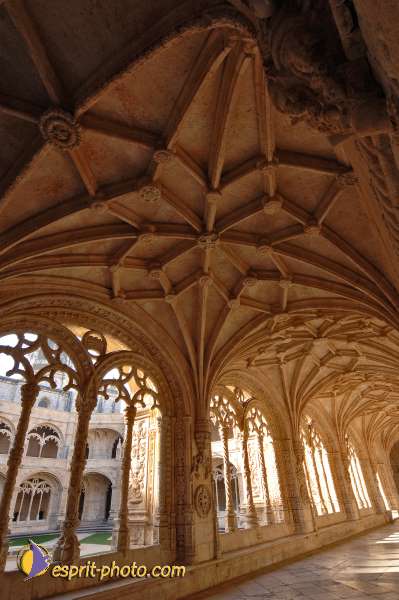 Nom de l'image : E2003460-1 — Description :