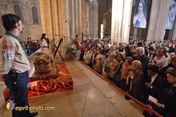 Nom de l'image : E2002742-1 — Description :