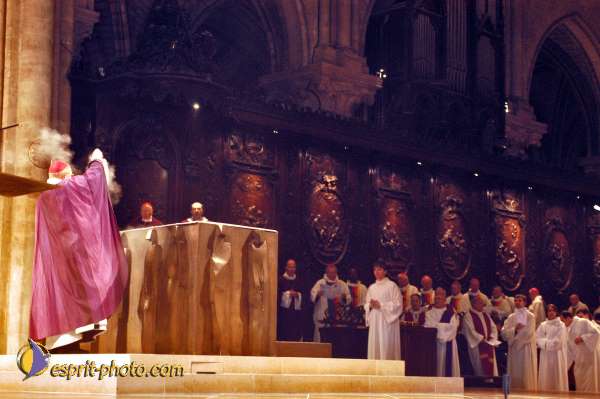 Nom de l'image : D1213510-1 — Description :  Monseigneur Vingt-Trois - Installation comme archévêque de Paris