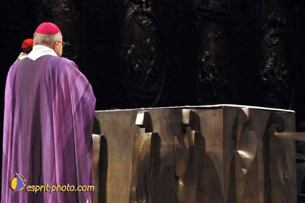 Nom de l'image : D1213572-1 — Description :  Monseigneur Vingt-Trois - Installation comme archévêque de Paris