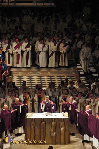 Nom de l'image : D1213884-1 — Description :  Monseigneur Vingt-Trois - Installation comme archévêque de Paris