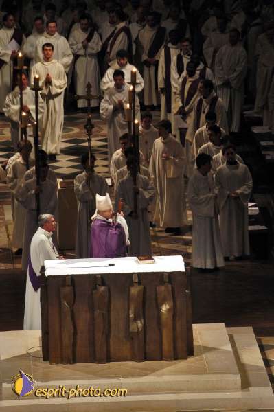 Nom de l'image : D1214121-1 — Description :  Monseigneur Vingt-Trois - Installation comme archévêque de Paris