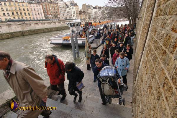 Nom de l'image : E2063867_1 — Description :