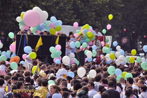 Nom de l'image : D2018871-1 — Description :  Pâques 2005 à Seville (Espagne-Andalusie)