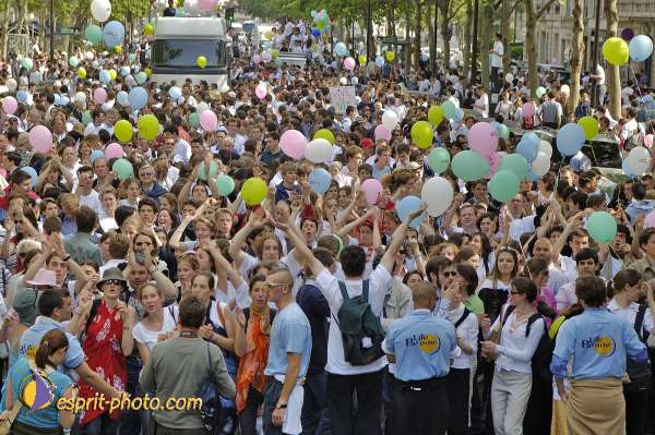 Nom de l'image : D2019382-1 — Description :  Pâques 2005 à Seville (Espagne-Andalusie)