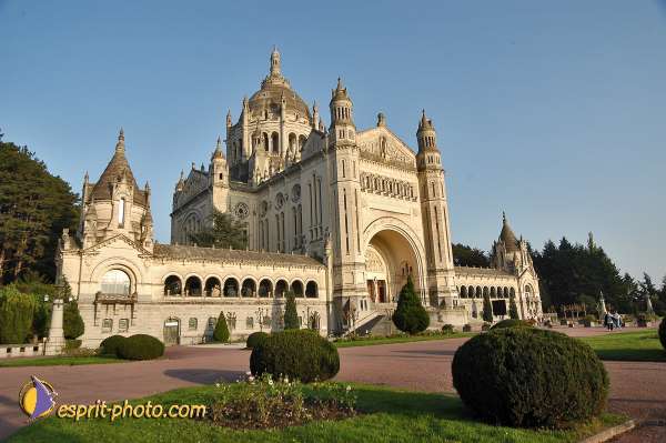 Colloque Enfance Saintete